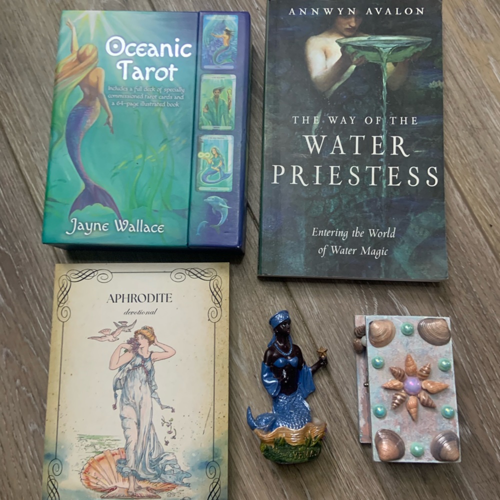 Sea witch bundle. Mermaid core Oceanic Tarot and Water Priestess Book Set
